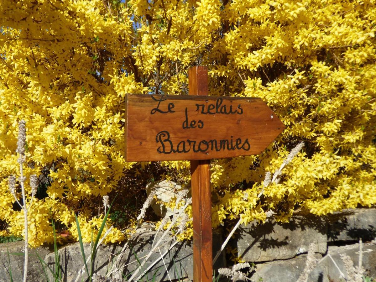 Le Relais Des Baronnies Hotell Montjay  Eksteriør bilde